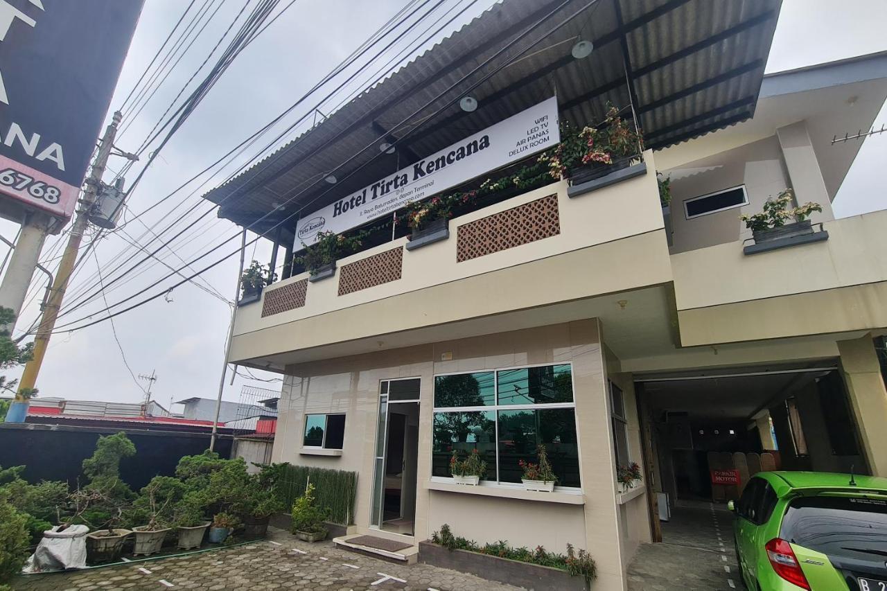 Capital O 93250 Hotel Tirta Kencana 2 Baturaden Banyumas エクステリア 写真